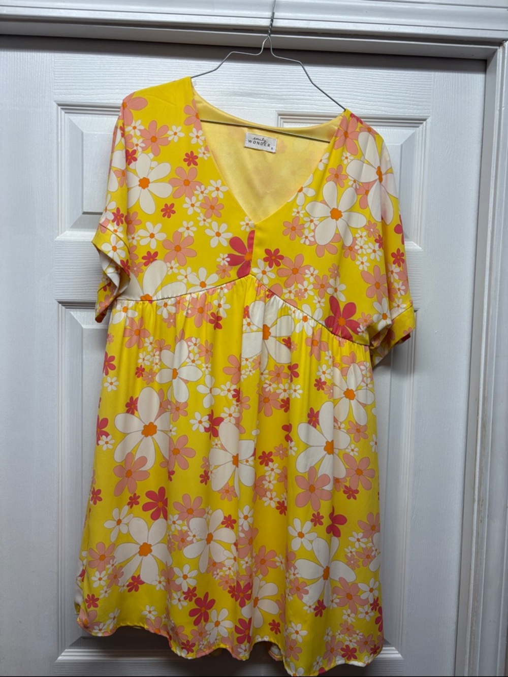Emily Wonder Yellow Floral-Pink & White V-Neck Dress Small